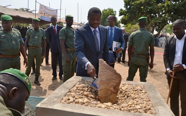  Le Chef de l’Etat Faure Gnassingbé  lance les travaux de construction d’infrastructures socio-communautaires dans la préfecture de l’Est-Mono