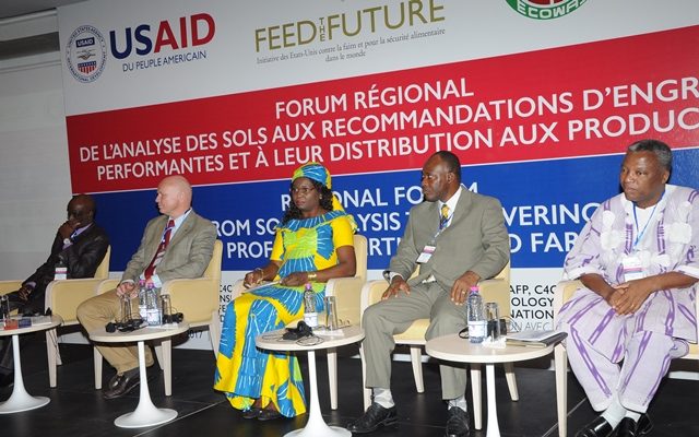  Les experts réfléchissent à   Lomé  aux outils adéquats de fertilisation des sols en Afrique