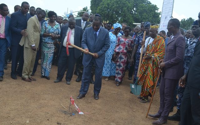  Le Premier ministre lance les travaux de construction d’un pont  à Kpévé dans la préfecture de Haho