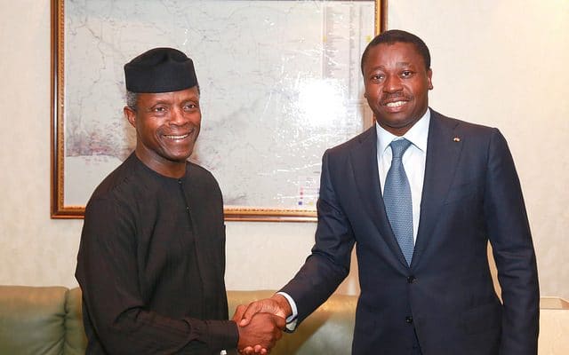  Le chef de l’Etat, Faure  Essozimna  Gnassingbé  a effectué  mercredi une  visite  de  travail à  Abuja  au Nigeria.