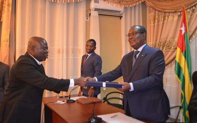  Le Premier ministre Klassou reçoit le projet du statut particulier des enseignants