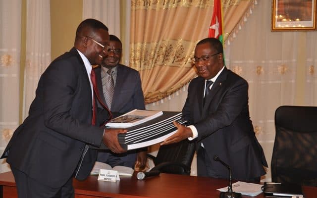  Cotisations   sociales  des  enseignants auxiliaires : Le Premier ministre Klassou a  réceptionné  le  rapport  final de la  cellule  ad’hoc