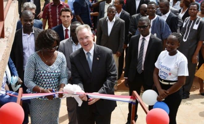  Le 10ème anniversaire  de American Corner marqué par l’inauguration du nouvel espace redessiné et amélioré Lomé