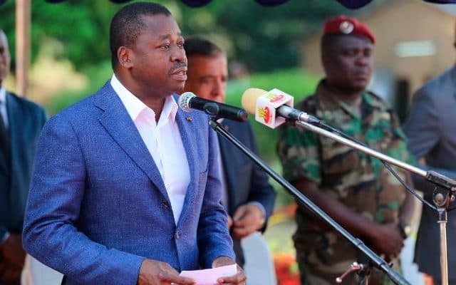  Au camp Témédja, le chef de l’Etat renouvelle sa confiance aux forces de sécurité et de défense