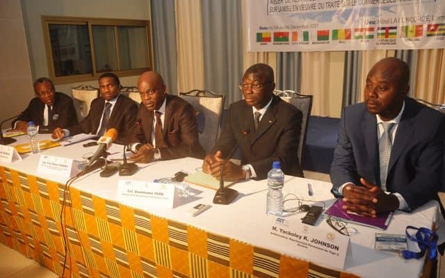  Contre la prolifération illicite des armes en Afrique : Des experts de neuf pays échangent les bonnes pratiques à Lomé