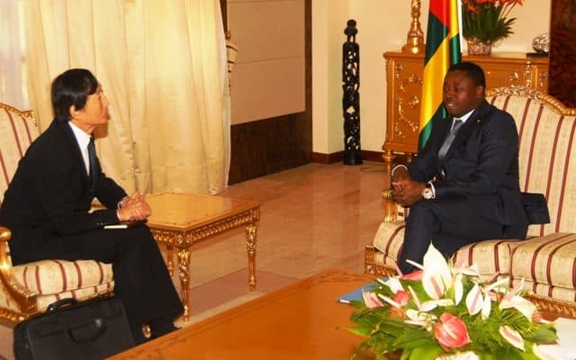  En fin de mission au Togo, l’Ambassadeur du Japon Hiroshi Kawamura reçu par le Chef de l’Etat