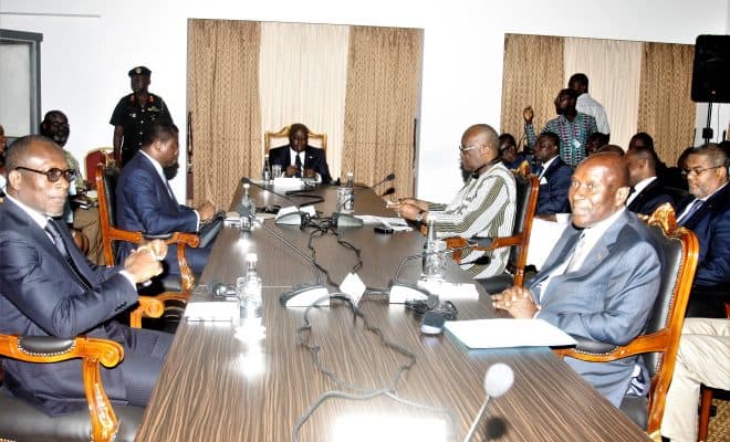  Lutte contre le terrorisme dans la sous-région : Le président Faure Gnasssingbé participe à un  mini-sommet de chefs d’état à Accra