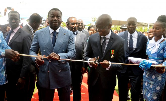  Le président de la République ouvre les portes de l’usine  « Africa Plastic Technology » à Tsévié