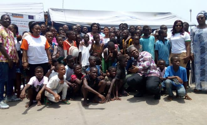  La ministre  de l’Action sociale chez les pensionnaires de  « Point Espoir de Terre des hommes »  de la frontière Togo-Ghana