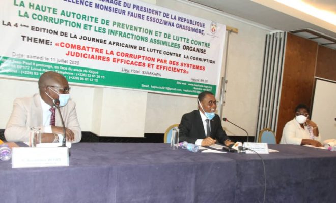  HAPLUCIA discute avec les acteurs impliqués sur les systèmes judiciaires efficaces et efficients contre la corruption