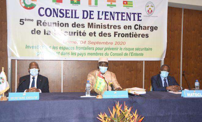  Les ministres en charge de la sécurité et des frontières du Conseil de l’Entente évaluent à Lomé les défis sécuritaires auxquels l’espace est confronté