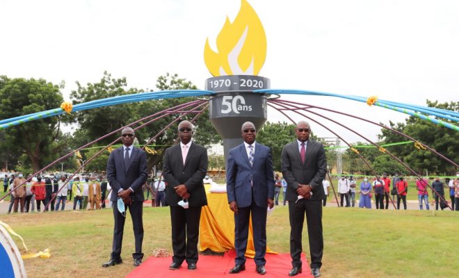  Jubilé d’Or de l’Université de Lomé : Le flambeau du cinquantenaire dévoilé