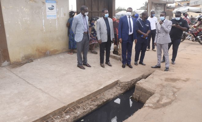  Le ministre de l’Urbanisme sur les chantiers de construction et de curage d’ouvrages en cours dans le Grand Lomé