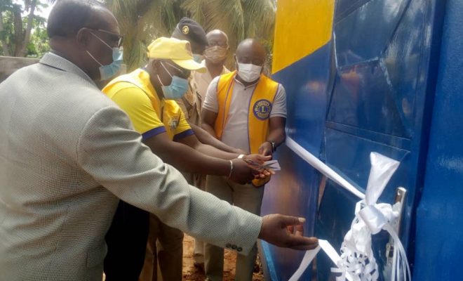  Deux blocs de latrines réceptionnés à l’EPP Camp Général Gnassingbé Eyadéma