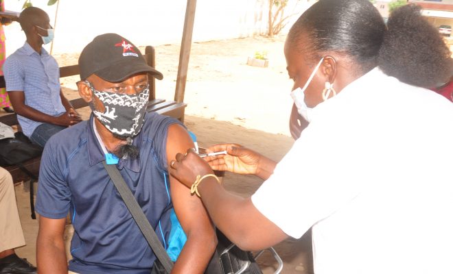  COVID-19 : démarrage de l’administration des doses Johnson and Johnson  à Lomé