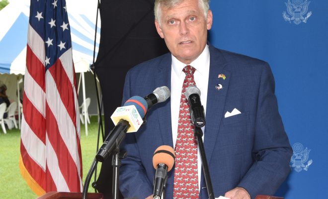  Lutte contre la  COVID-19 : Un centre de vaccination au Pfizer ouvert à l’ambassade des USA à Lomé