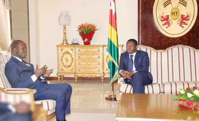  Le chef de l’État a échangé avec le président de Coris Holding Idrissa Nassa