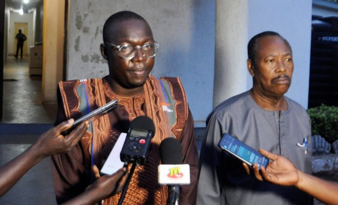 Juda nozik jinsiy aloqa videosini onlayn tomosha qiling Porno tasodifan tugadi u yiglaydi