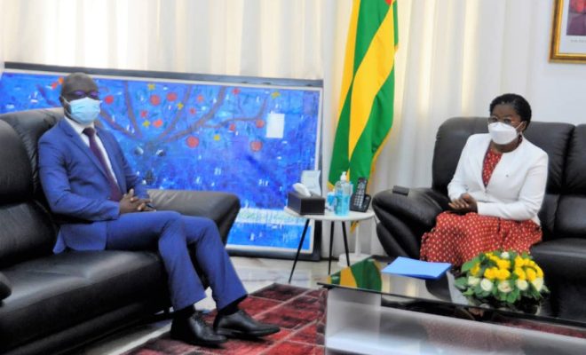  Le Premier ministre a échangé avec le directeur général d’Orabank-Togo