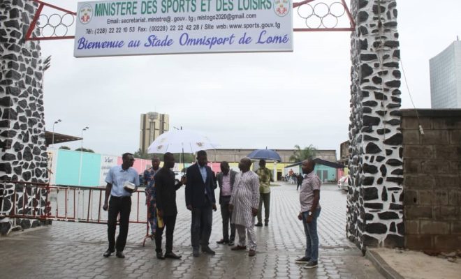  L’infrastructure provisoirement du pavage de l’entrée sud du stade omnisports de Lomé réceptionnée