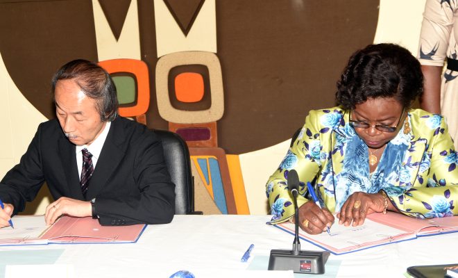 Don de 400 millions de F CFA pour la construction et le bitumage de la voie de contournement de la ville de Sokodé