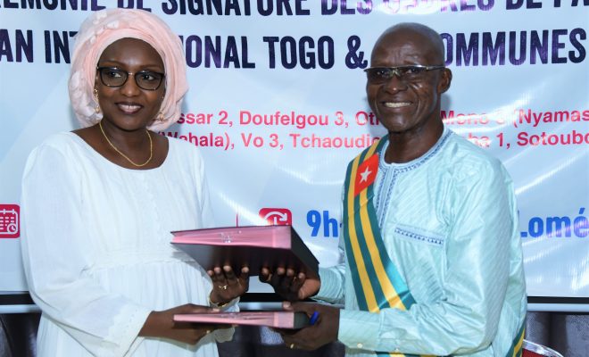  Droit des enfants et égalité genre : Plan International Togo et dix communes pilotes formalisent leur partenariat