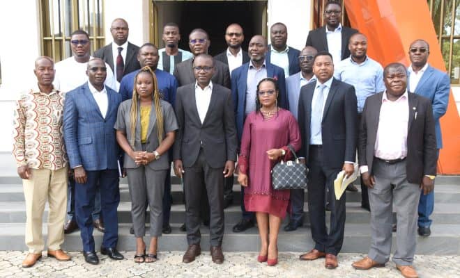  Le ministre Akodah Ayéwouadan échange sur les conditions de vie et de travail des journalistes avec les organisations de presse 