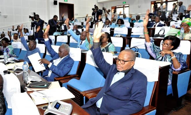  Les députés autorisent la ratification de la Charte constitutive de l’OCE et la modification de la loi relative aux transactions électroniques