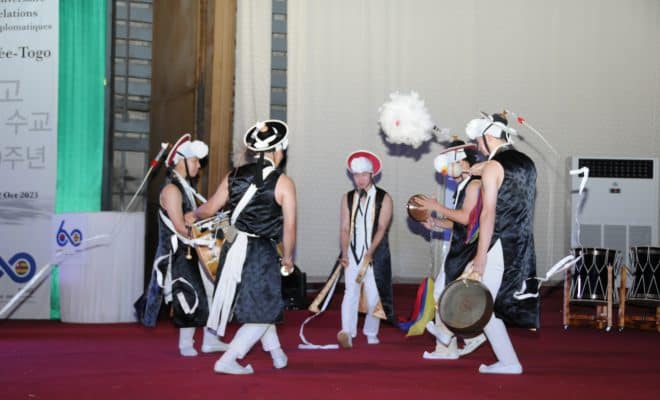  Des activités culturelles marquent les 60 ans de relations diplomatiques Togo-Corée