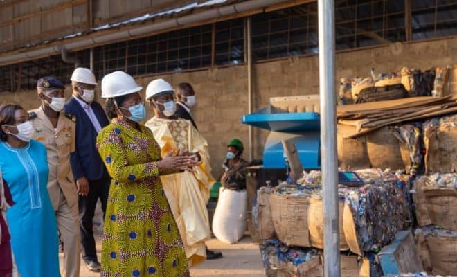  Le Premier ministre visite l’entreprise Green Industry Plast Togo