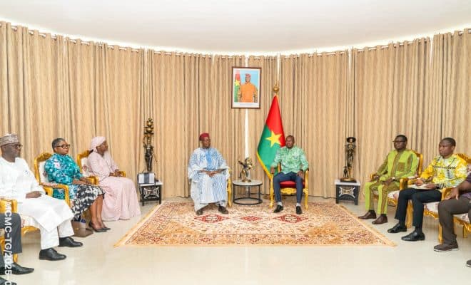 En marge du FESPACO 2025, la Ministre Yawa Kouigan reçue par le Premier Ministre du Burkina Faso