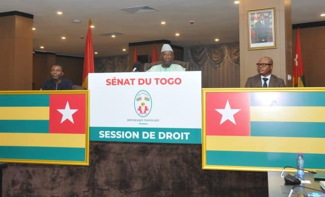  Au Sénat, la session de droit prévoit l’élection du bureau de l’institution pour le 2 avril