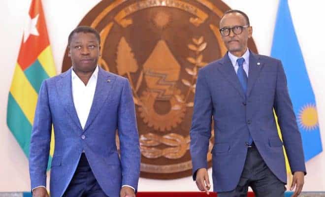  Le chef de l’Etat en mission de bons offices au Rwanda