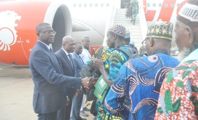  HADJ 2025 : Les pèlerins togolais ont quitté Lomé pour la Mecque