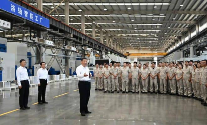  Xi Jinping appelle à une industrie manufacturière plus forte pour faire avancer la modernisation chinoise