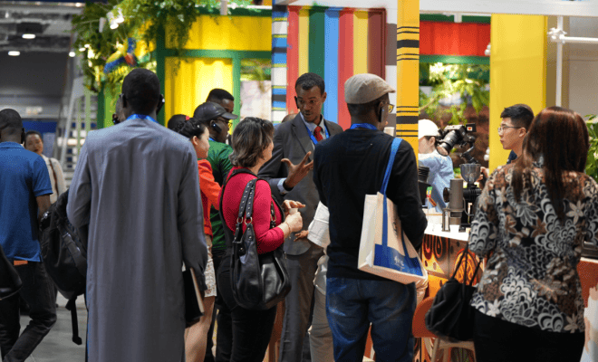  Visite de jeunes diplomates africains en Chine