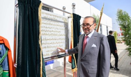  Développement du complexe portuaire de Casablanca : Le Roi Mohammed VI inaugure et visite plusieurs projets d’envergure