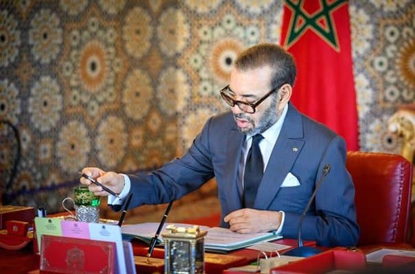  Le Roi Mohammed VI préside une réunion de travail consacrée au complexe portuaire et industriel de Nador West Med